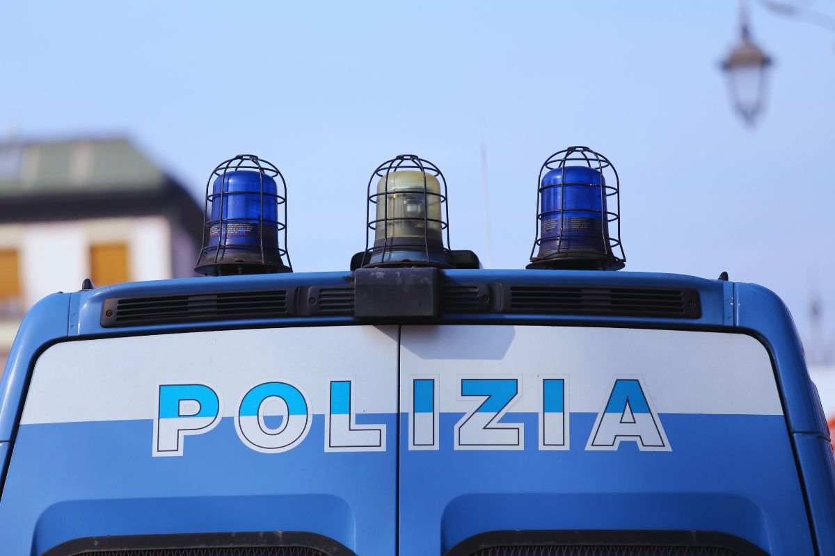 polizia spari roma